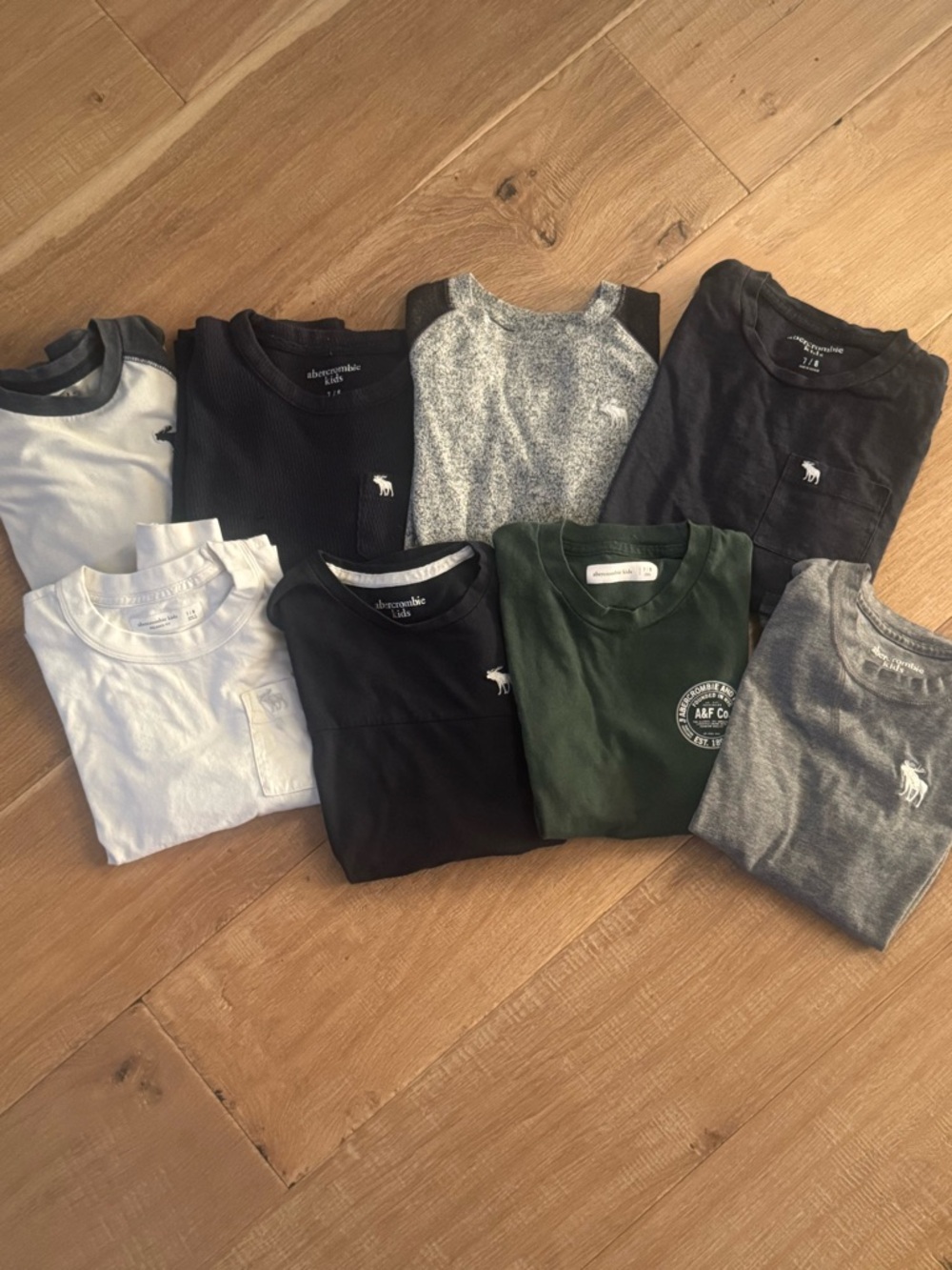 Abercrombie & Fitch Tee Lot - Black, White, Gray, Green